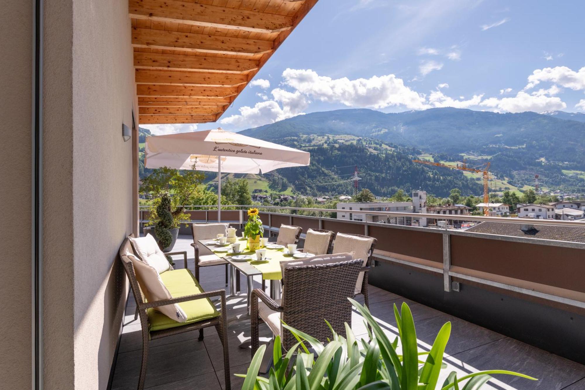 Aparthotel Alptirol Kaltenbach Exterior photo