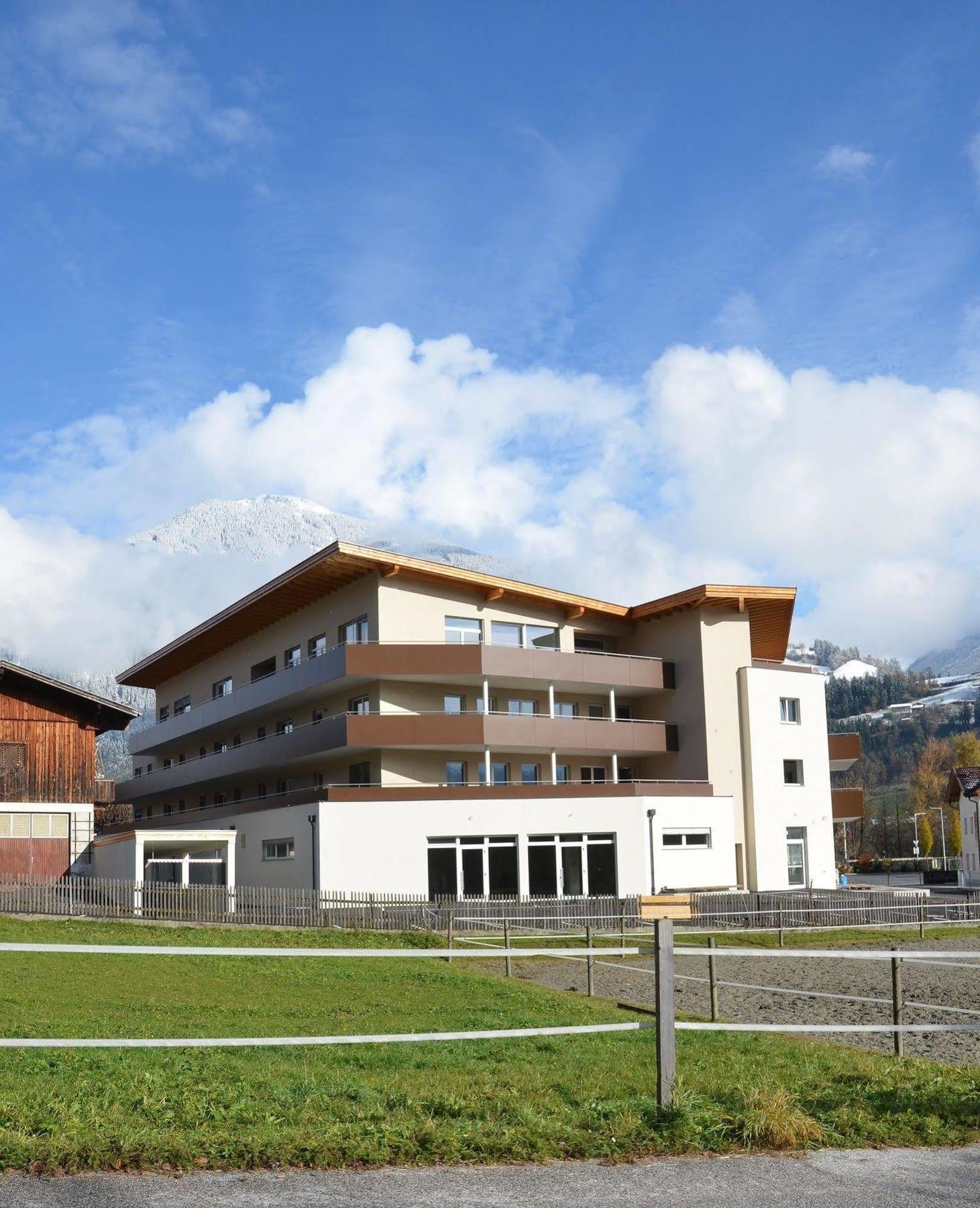 Aparthotel Alptirol Kaltenbach Exterior photo